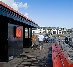Beaumaris pier - geograph.org.uk - 1406832