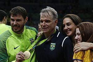 Brasil é ouro no vôlei masculino 1039391-210816 v9a13140022