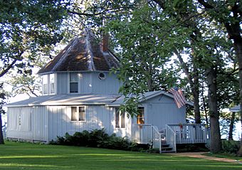 Brightwood Beach Cottage.JPG