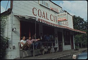 Coal City Club, 1974