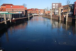 Ijs in de haven van Spijkenisse