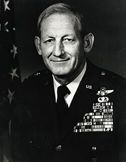 MAC, 77-79, Gen Moore, William.jpg