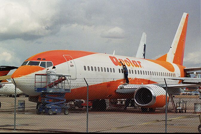 N17309 Boeing 737-3T0 (cn 23360 1147) Avolar Aerolineas. (5676764043)