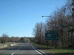 Northern State Parkway at Exit 42S