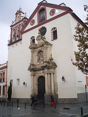 Portada principal de la iglesia de la Trinidad de Córdoba