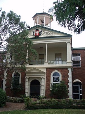 Rockhampton Grammar School, Administration block (2009).jpg