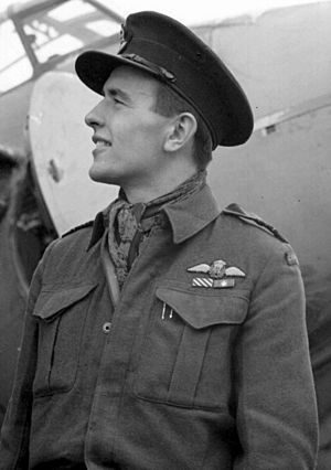 Russ Bannock in 1944.jpg