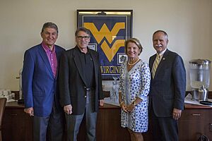 Senator Joe Manchin, Secreatry Perry, Senator Shelley Moore Capito, and U.S. Rep. David McKinley at NETL (34999869724)