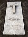Toru dutt grave