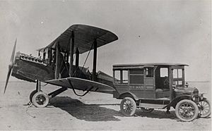 US mail truck & de Havilland airmail plane