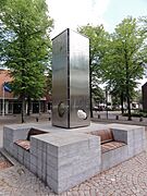 Venhorst, monument op kerkplein zijden 1 en 2