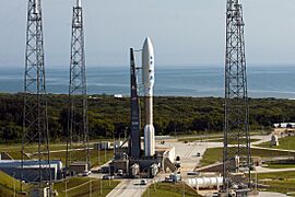 Atlas V with Juno on CCAFS SLC-41 (PIA14416)