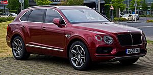 Bentley Bentayga Diesel – Frontansicht, 24. Juni 2017, Düsseldorf