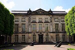 Brabants Museum main entrance building Den Bosch at 21 May 2015 - panoramio