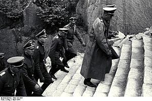 Bundesarchiv Bild 192-305, KZ-Mauthausen, Himmlervisite