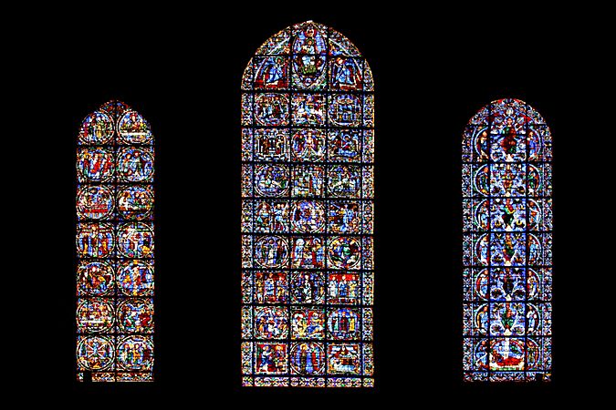 Chartres - cathédrale - lancettes de la rosace ouest