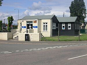 Coundon Community Library - geograph.org.uk - 841723