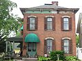 Dr. Clark House, Mechanicsburg, closeup