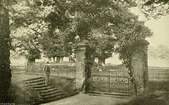 Gates Lamport Hall 1898