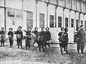 Gun transportation at Jiangnan Arsenal