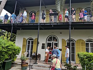 Hemingway House tourists