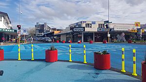 Henderson during Streets For People trial