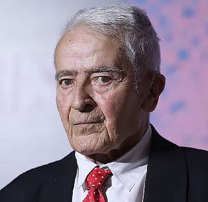 José María Cruz Novillo.jpg