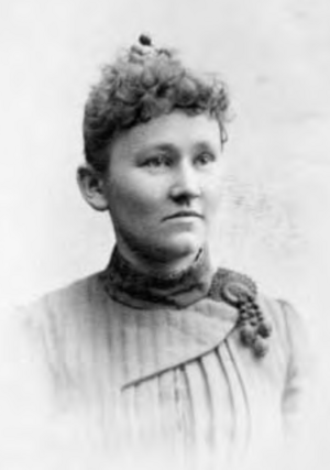 Olga Oinola (1865–1949).png