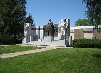 Oregon Il The Soldiers' Monument5.jpg
