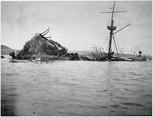 Photograph of the wreckage of the USS MAINE - NARA - 301647