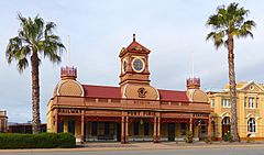 Port Pirie railway station (now museum), Ellen Street, Port Pirie, South Australia 27 July 2019.jpg