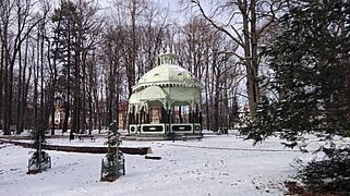 Prudnik, altana koncertowa w parku, 2018.03.18 (02)