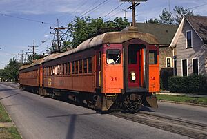 SS 34 arrive Mich City Aug80x (31119954651)