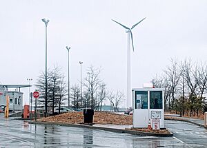 SouthBrooklyn Marine Terminal Wind Turbine 01