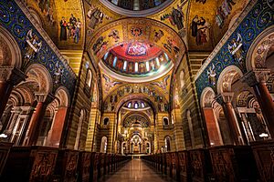 St. Louis Cathedral Basilica Main Isle