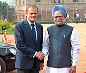 The Prime Minister, Dr. Manmohan Singh meeting the Prime Minister of Poland, Mr. Donald Tusk, at the ceremonial reception, at Rashtrapati Bhawan, in New Delhi on September 07, 2010