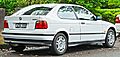 1998 BMW 316i (E36) hatchback (2011-11-18) 02
