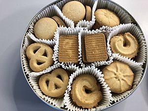 2019-11-29 14 52 43 The interior of a tin of McKenzie & Lloyds Danish Style Butter Cookies in the Dulles section of Sterling, Loudoun County, Virginia