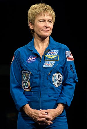 Astronaut Peggy Whitson at NASM (NHQ201803020004)