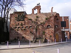 Barking - A modern folly - geograph.org.uk - 1210139