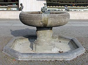 Brunnen Kurfürstendamm 61 (Charl) Schwanenkükenbrunnen August Gaul 1908