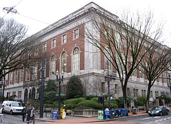 Central Library (Portland, Oregon).jpg