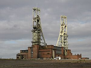 Clipstone - Colliery Headstocks.jpg