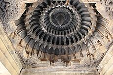 Domical bay ceiling art in outer mantapa of Veeranarayana temple at Belavadi