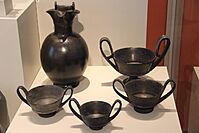 Etruscan Bucchero Oinochoe & 4 Kantharoi (28733532095)