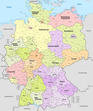 Germany, administrative divisions (+districts) - de - colored