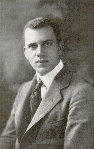 Julian Herman Lewis c. 1922.png