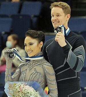 Madison Chock & Evan Bates during the medal ceremony at the 2021 CS Finlandia Trophy.jpg