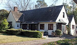 Mark and Maybelle Lemmon House