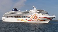 Norwegian Sun departing Port of Tallinn 25 May 2012 (cropped).JPG